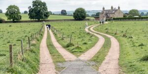 Fixed vs. Tracker Mortgages: Choosing the Right Path in 2026